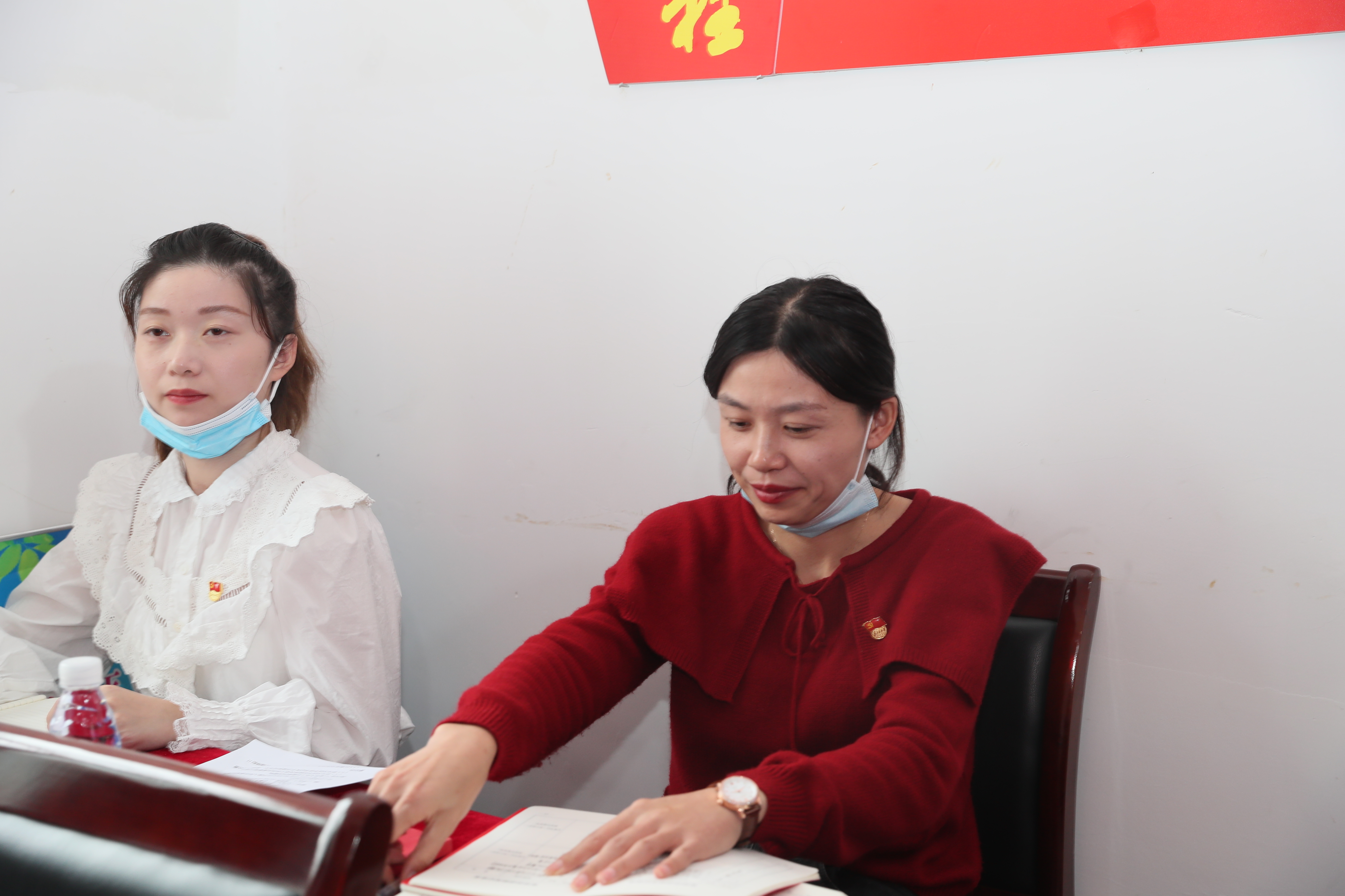 黨建結對共建 武漢體育中心和十八家社區聯合開展主題黨日活動(圖2)
